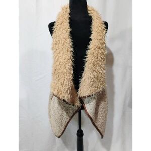 Love Tree Faux Fur Vest Size‎ L